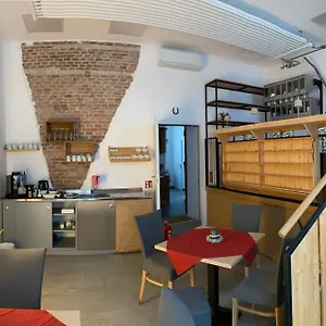 Urban Hotel